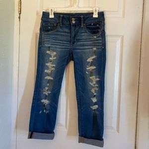 AE Super stretch ripped jean capris